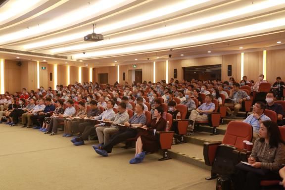 ����18(�й���)�ٷ���վ