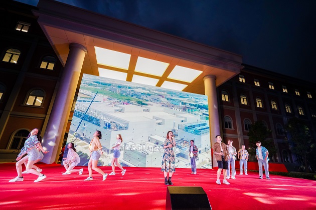 ����18(�й���)�ٷ���վ