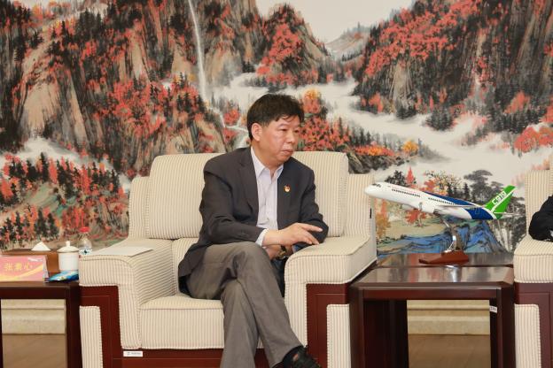 ����18(�й���)�ٷ���վ