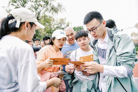 ����18(�й���)�ٷ���վ