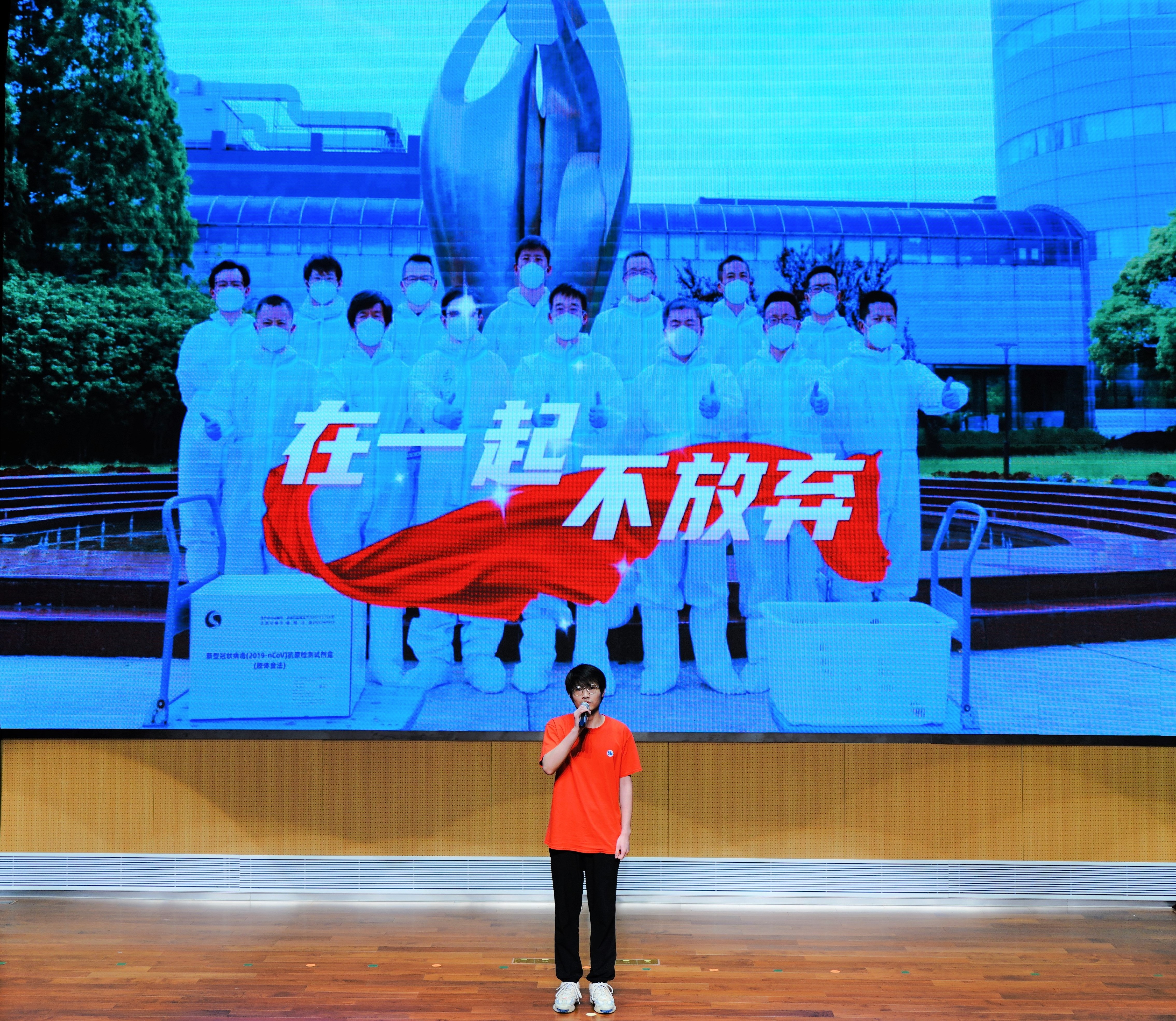 ����18(�й���)�ٷ���վ