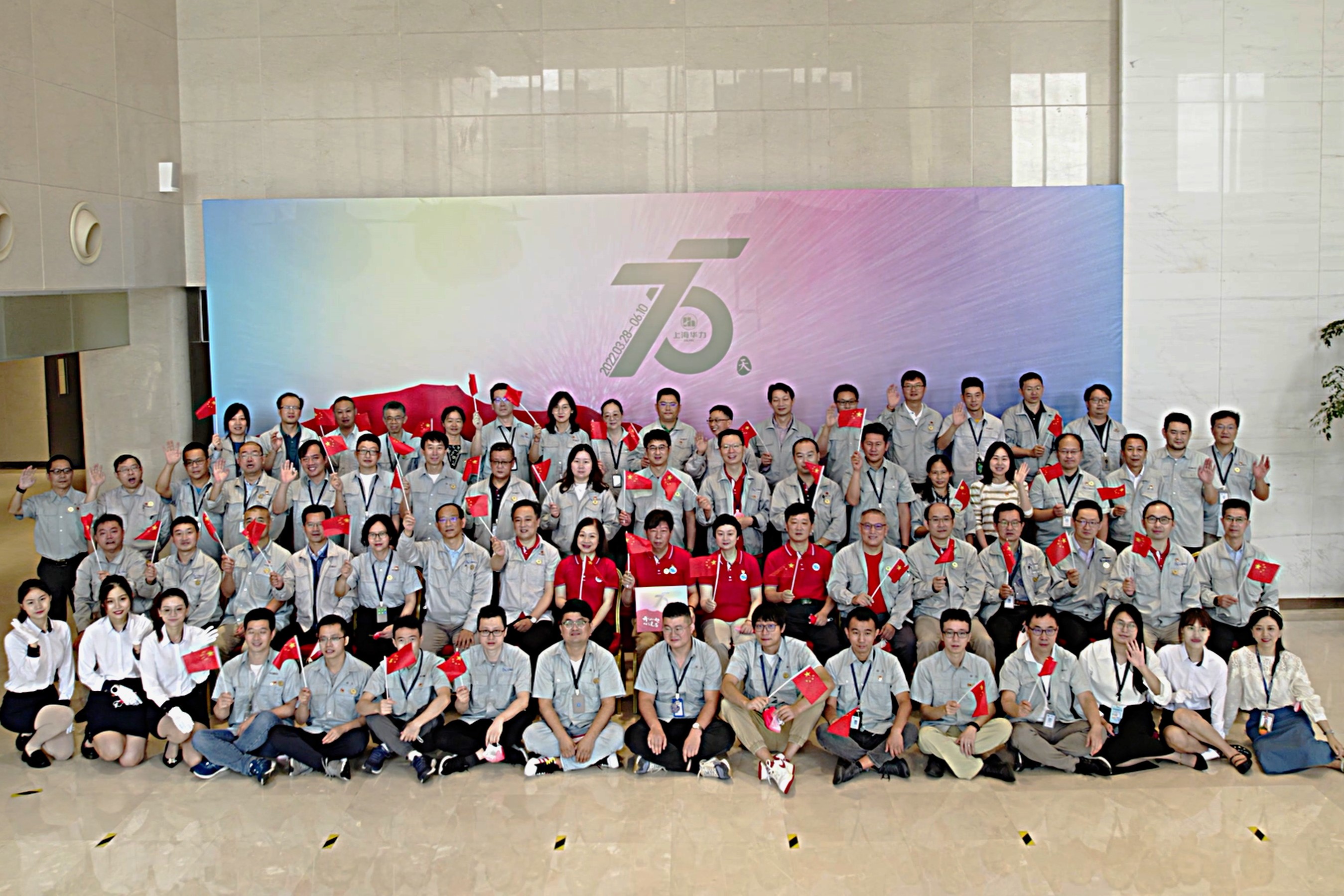 ����18(�й���)�ٷ���վ