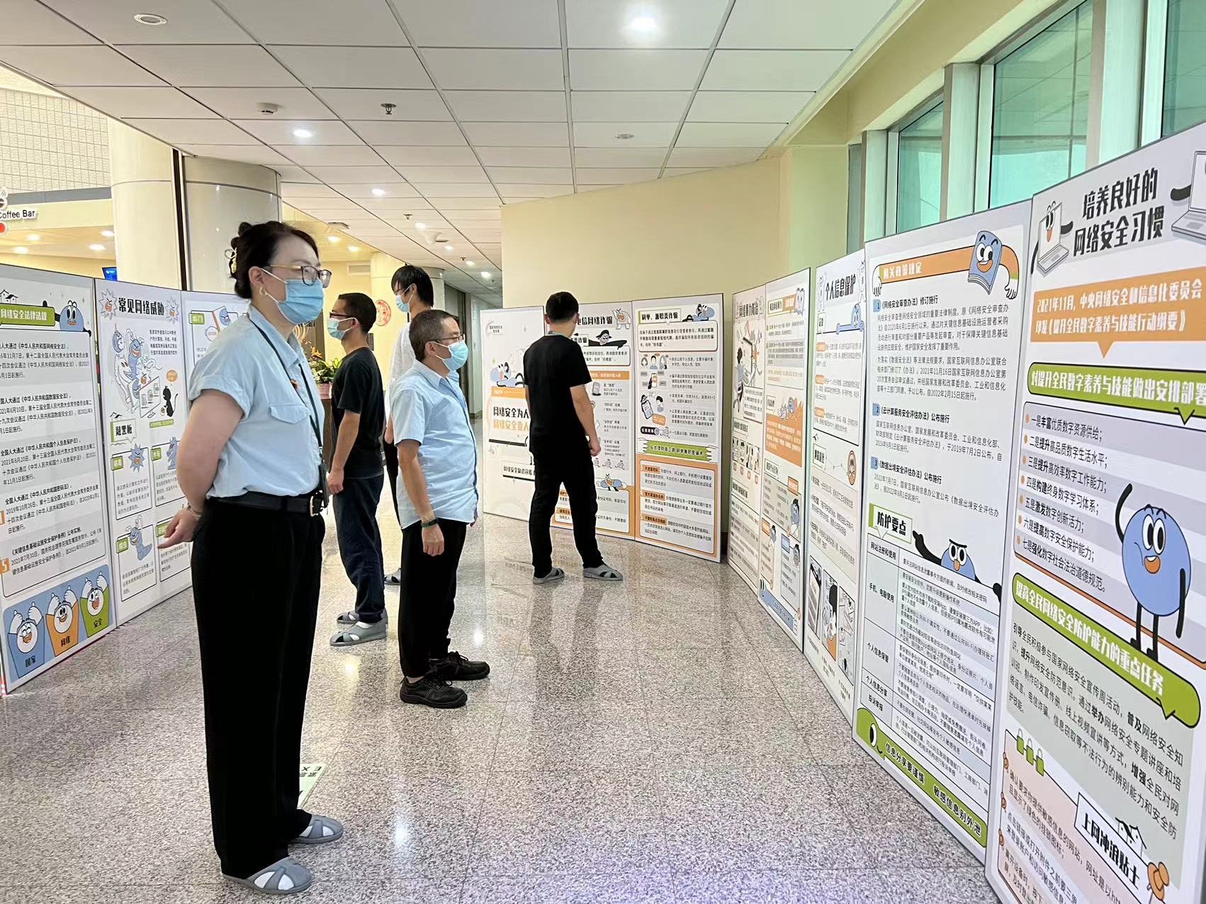 ����18(�й���)�ٷ���վ