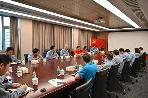 ����18(�й���)�ٷ���վ